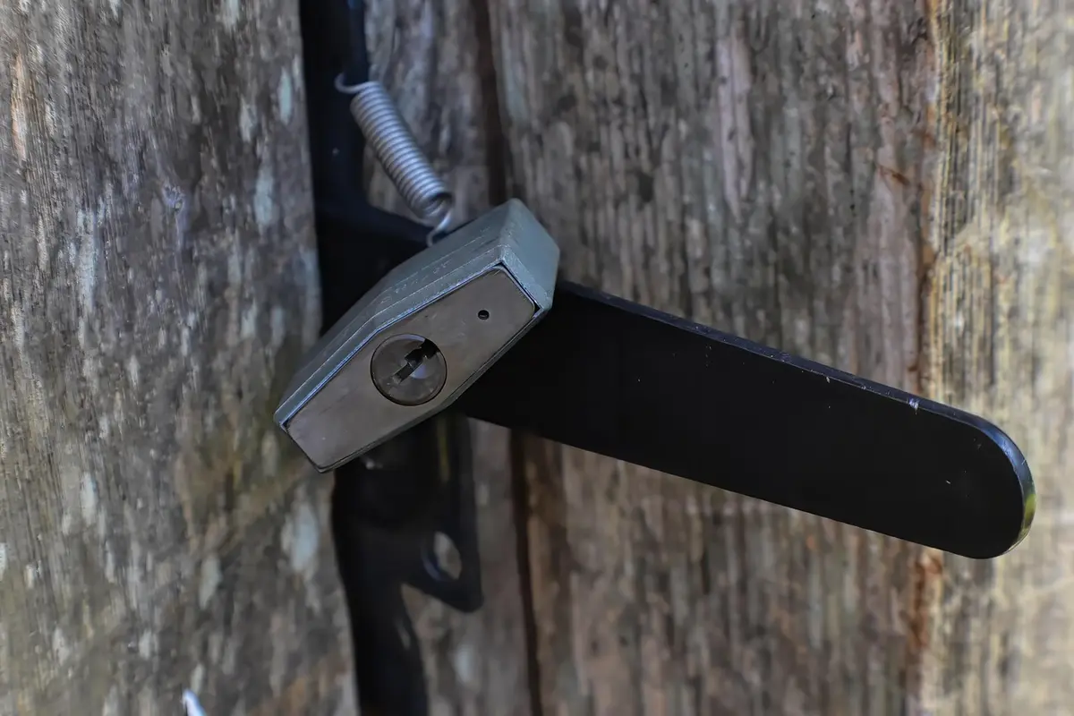 como ocultar curtidas no instagram