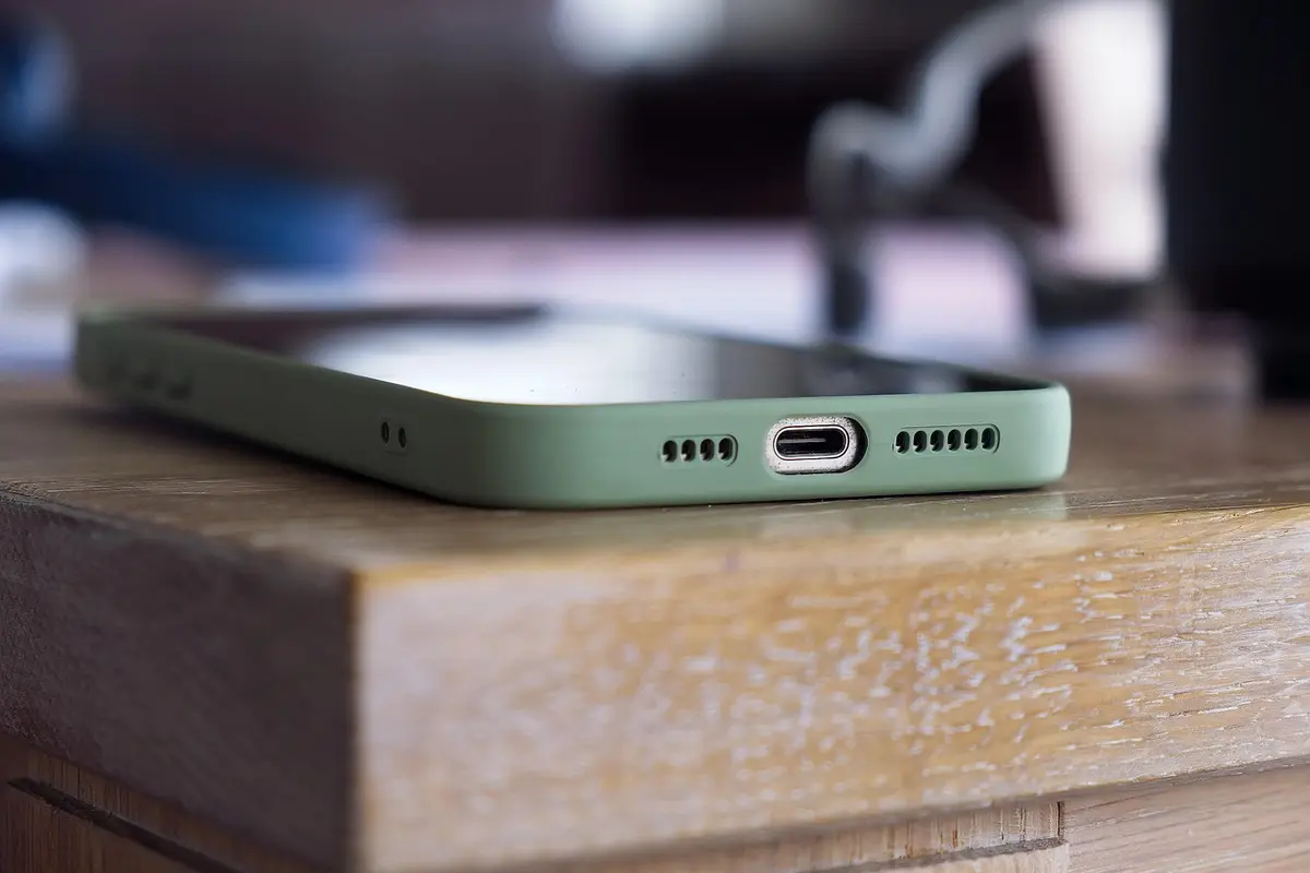 como usar inteligência artificial no whatsapp