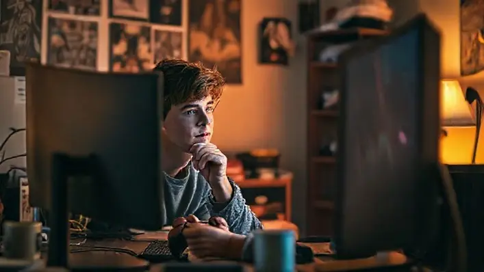 monitor gamer curvo vs plano