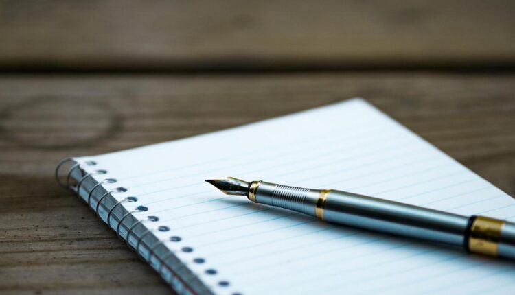 Cadernos customizados: criatividade e organização para estudos e projetos